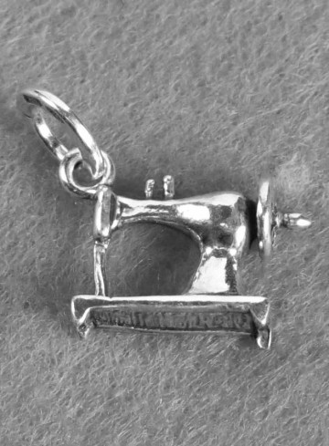 Charms - My house - 8660 MACCHINA DA CUCIRE GIOVANNI RASPINI